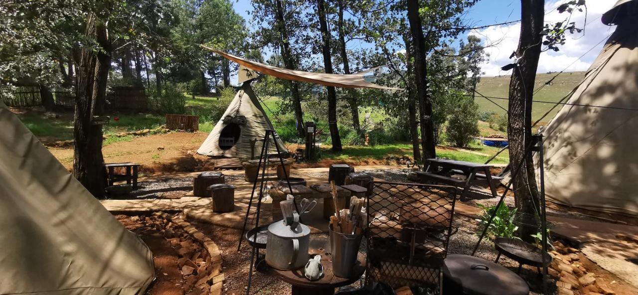 Hotel Nguni Moon Tepee Camp Underberg Exterior foto
