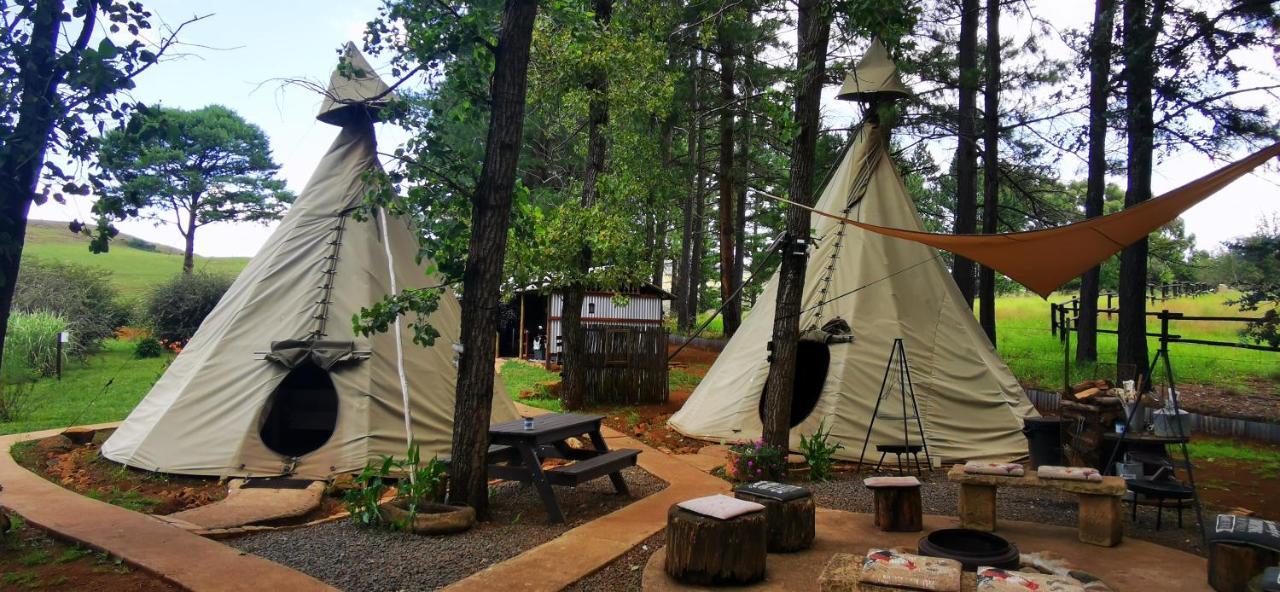 Hotel Nguni Moon Tepee Camp Underberg Exterior foto