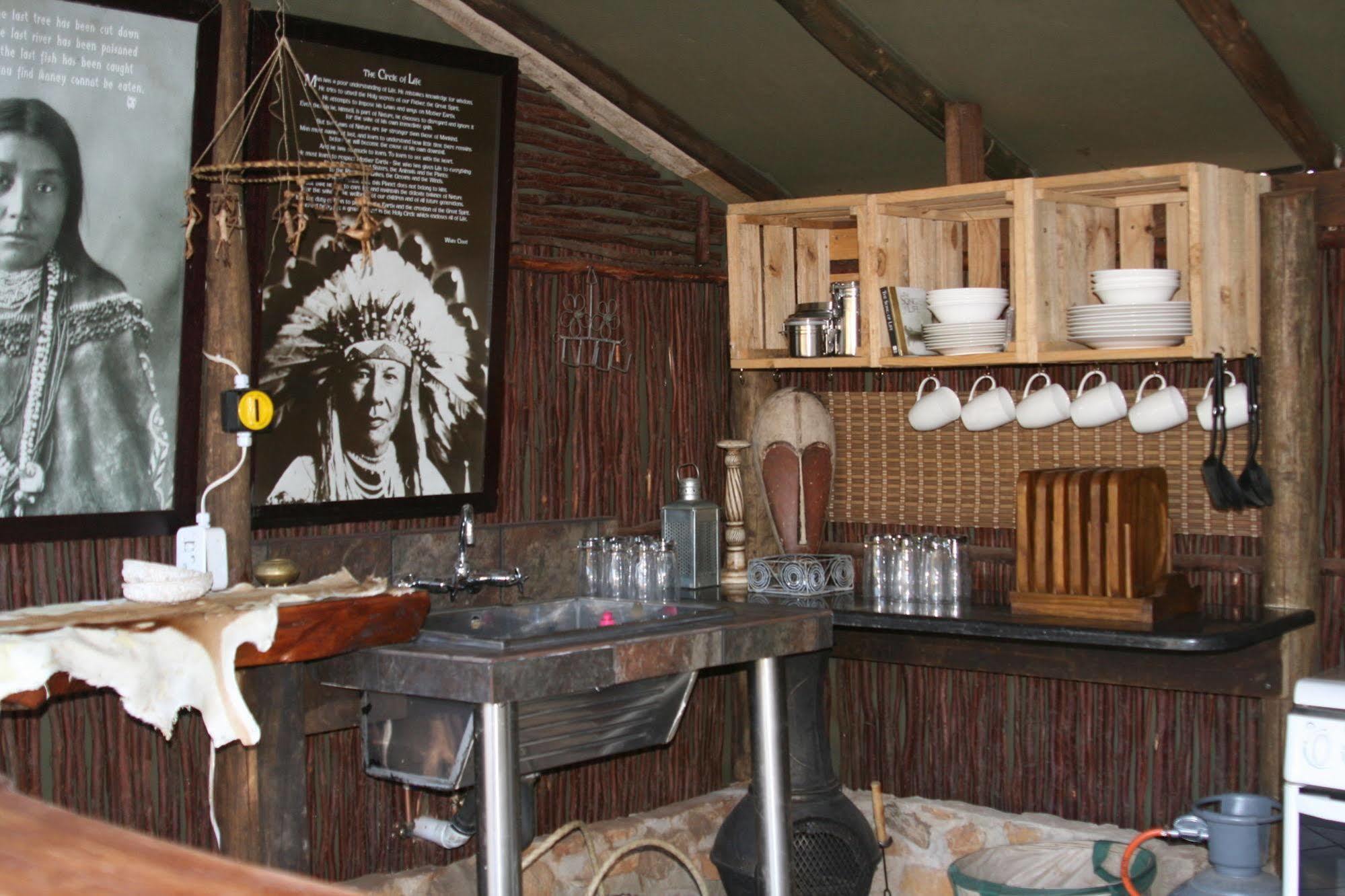 Hotel Nguni Moon Tepee Camp Underberg Exterior foto